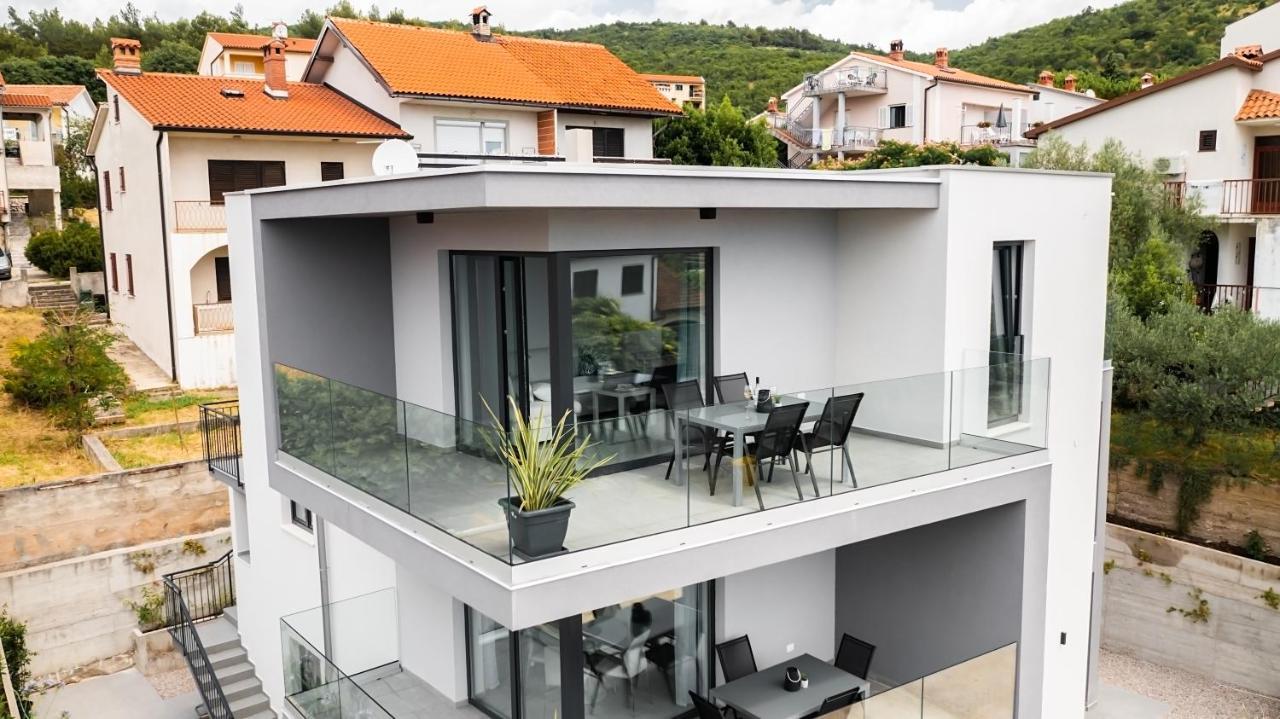 Villa Apartments Lela Rabac Eksteriør billede